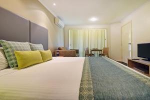 BreakFree Aanuka Beach Resort - About Your Stay