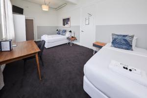 Bridgeview Hotel Willoughby - About Your Stay
