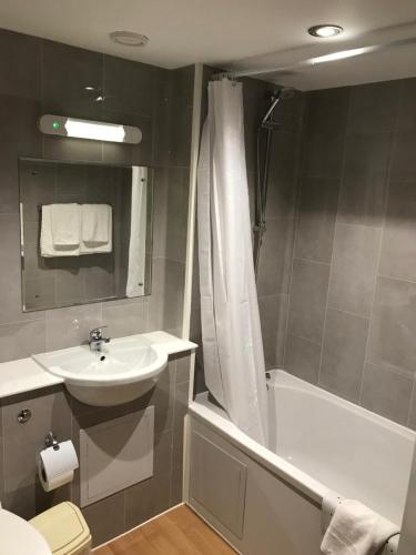 Britannia International Hotel Canary Wharf - Key Points