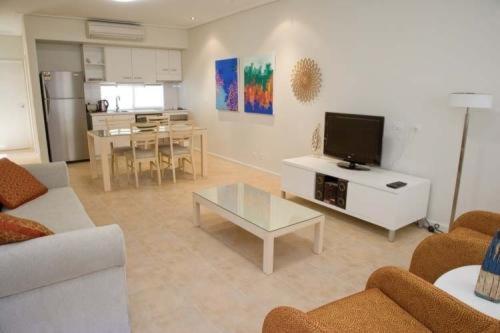 Broadwater Mariner Resort - About Your Stay