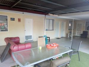 Burt St Gardens - About Your Stay