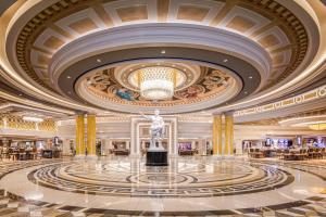 Caesars Palace Hotel & Casino - About Your Stay