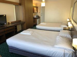 Canberra Lyneham Motor Inn - About Your Stay