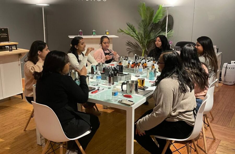 Chicago: Candle Making Class in Downtown Chicago - Class Overview and Pricing