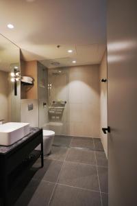 City Edge South Melbourne Apartment Hotel - Key Points