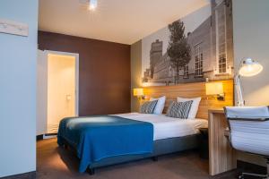 City Hotel De Klok - Amenities and Services