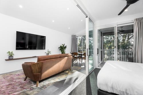 Clare Hillside Apartments - Key Points