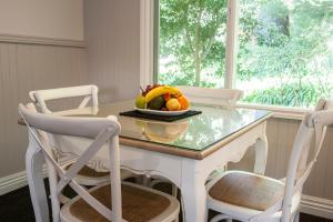 Clarendon Cottages - Key Points