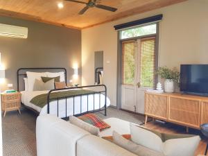 Clonmara Country House and Cottages - Key Points