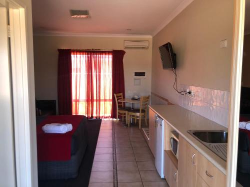 Collie Ridge Resort - About Your Stay