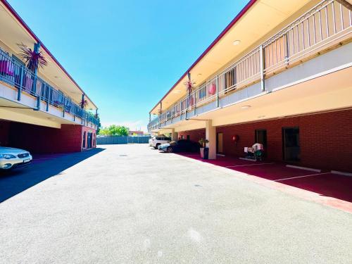 Comfort Inn & Suites City Views - Key Points