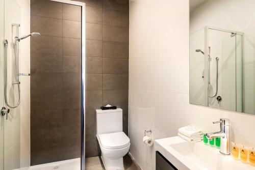 Como Court Budget Accommodation - Key Points
