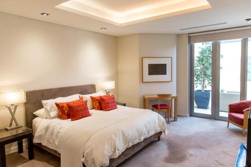 Constellation Apartments - Key Points