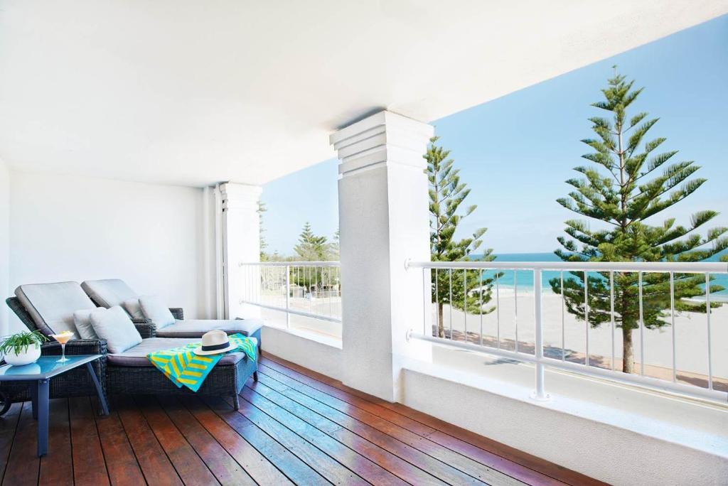 Cottesloe Beach Hotel Review
