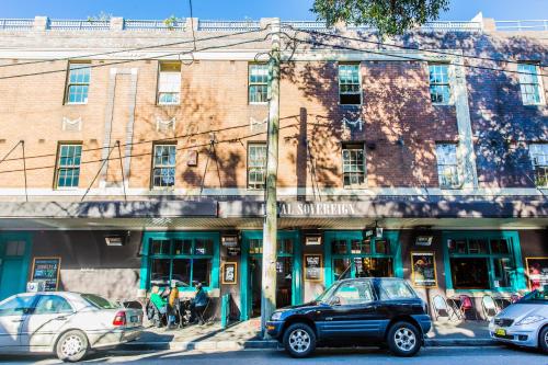 Darlo Bar Darlinghurst - About Your Stay