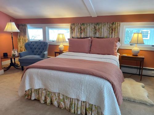 Deerhill Inn - About Your Stay