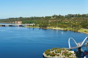 Doubletree By Hilton Perth Waterfront Review