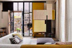 Drift House - Key Points