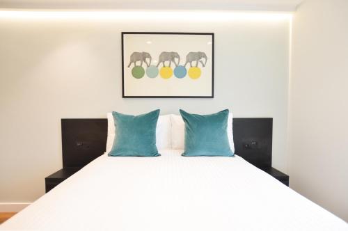 Earls Court West Serviced Apartments by Concept Apartments - Key Points