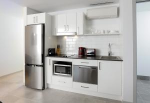East Maitland Executive Apartments - About Your Stay