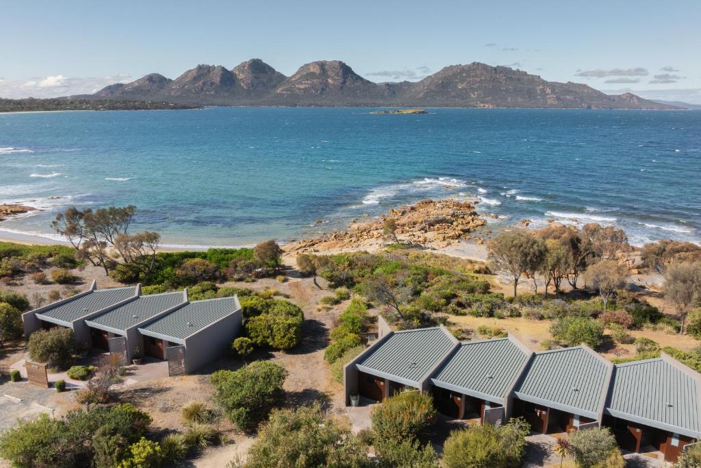 Edge of the Bay Resort - Key Points