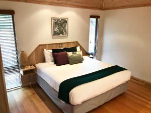 Ellensbrook Cottages - About Your Stay
