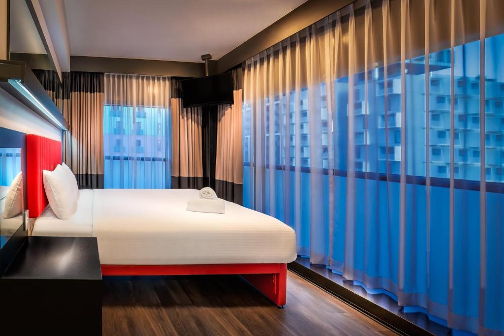 Essence Hotel Carlton - Key Points