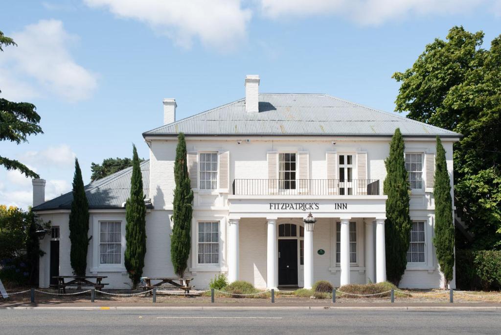 Fitzpatricks Inn - Key Points