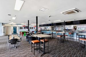 Foreshore Hotel - Key Points