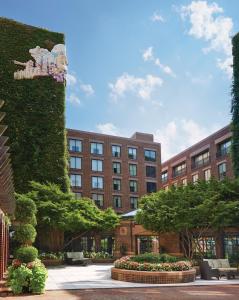Four Seasons Washington DC - About Your Stay