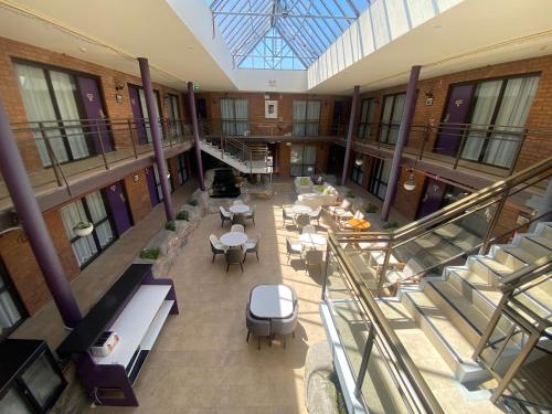 Garden Lodge Sydney Hotel - About Your Stay