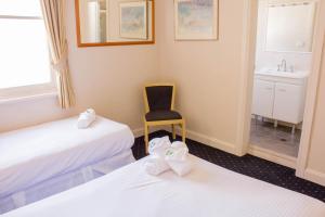 Gardners Inn Hotel - About Your Stay