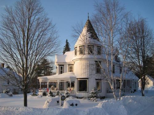 Glynn House Inn - About Your Stay
