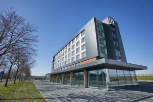 Gr8 Hotel Breda - About Your Stay