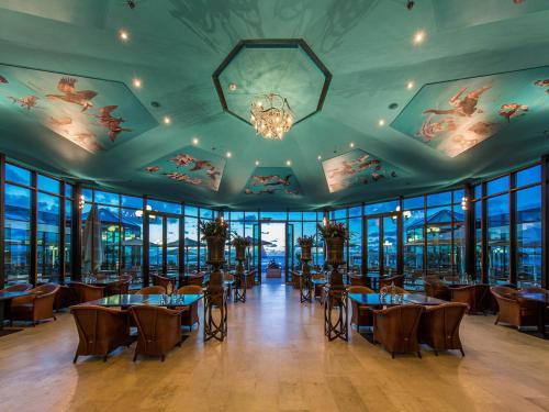 Grand Hotel Amrâth Kurhaus The Hague Scheveningen - About Your Stay