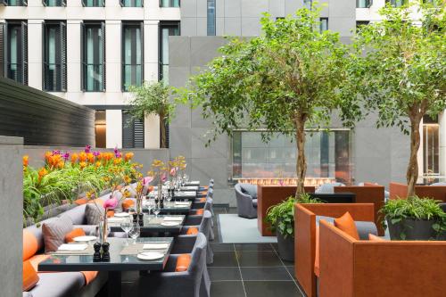 Grosvenor House Suites - Key Points