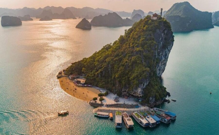 HA NOI: HA LONG- SUNG SOT CAVE- TI TOP ISLAND- LUON CAVE