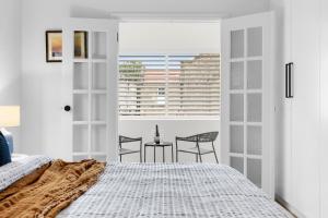 Hamilton Lodge - About Your Stay