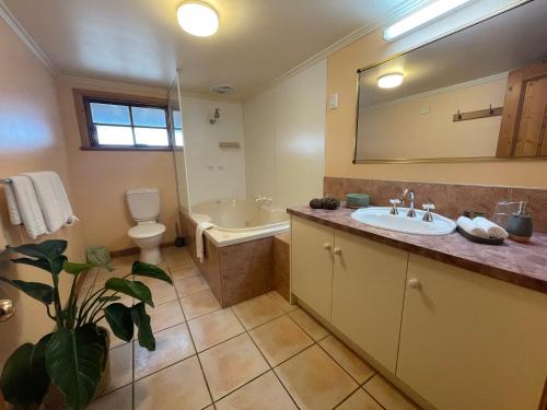 Hanlon Guest House - Key Points