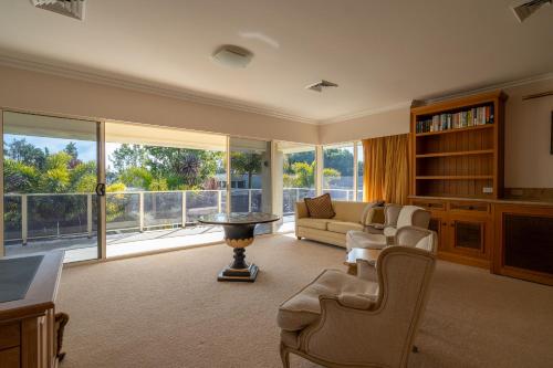 Harrington River Lodge - About Your Stay