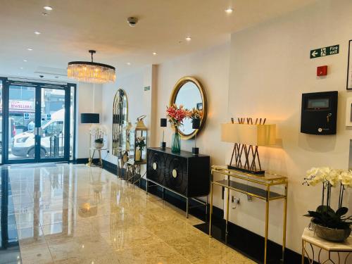 Hatton Garden Hotel - Key Points