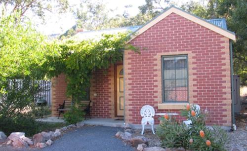 Heatherlie Cottages Halls Gap - Key Points
