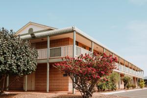 Hedland Hotel - About Your Stay