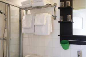 Heeren Van Noortwyck - About Your Stay