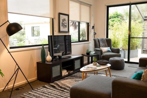 Hilltop Apartments Phillip Island - Key Points