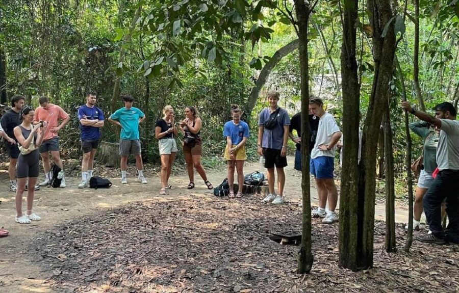 Ho Chi Minh City: Cu Chi Tunnels & City Tour With Lunch