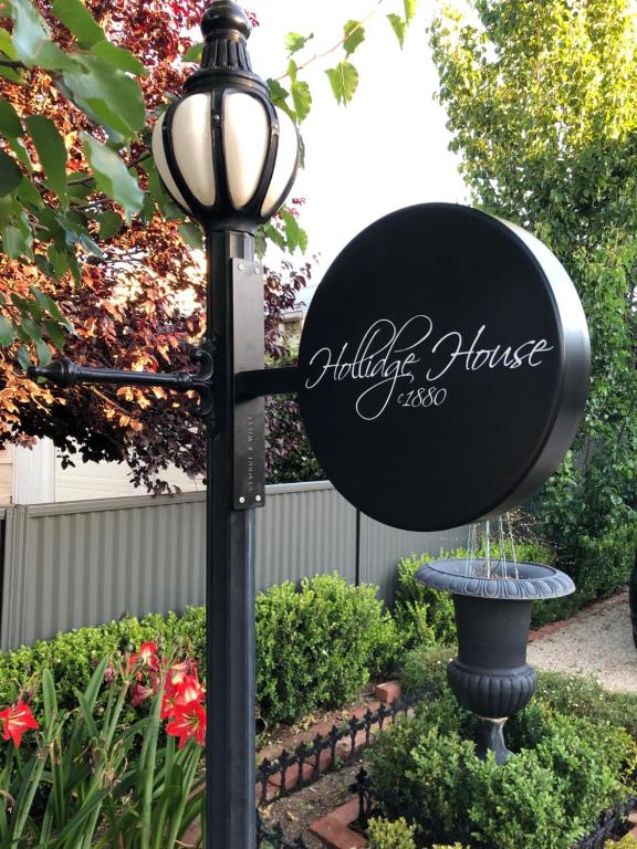 Hollidge House 5 Star Luxury Apartments Review