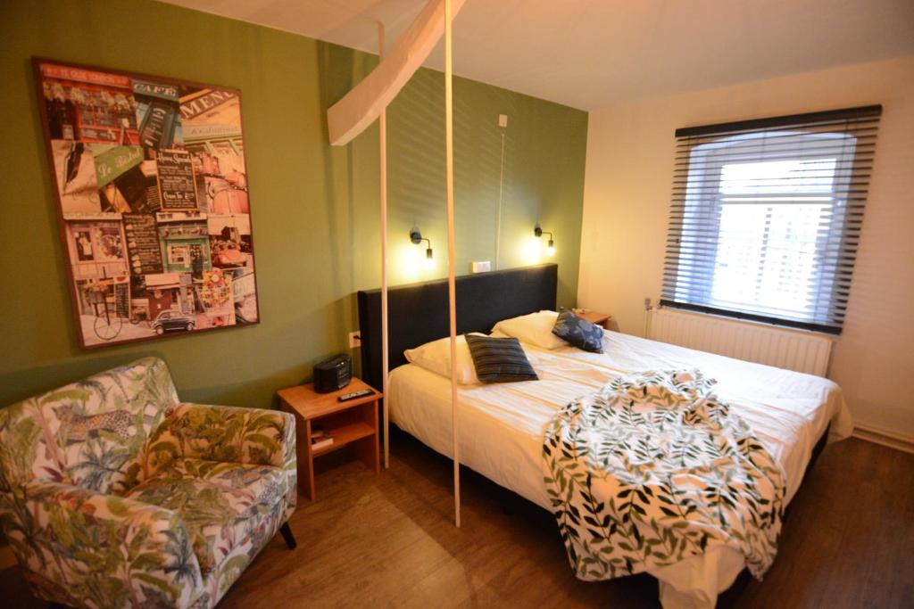Hotel De Beukelaer - About Your Stay