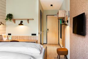 Hotel De Kroon - About Your Stay