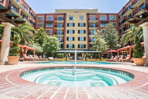 Hotel Granduca Houston - About Your Stay